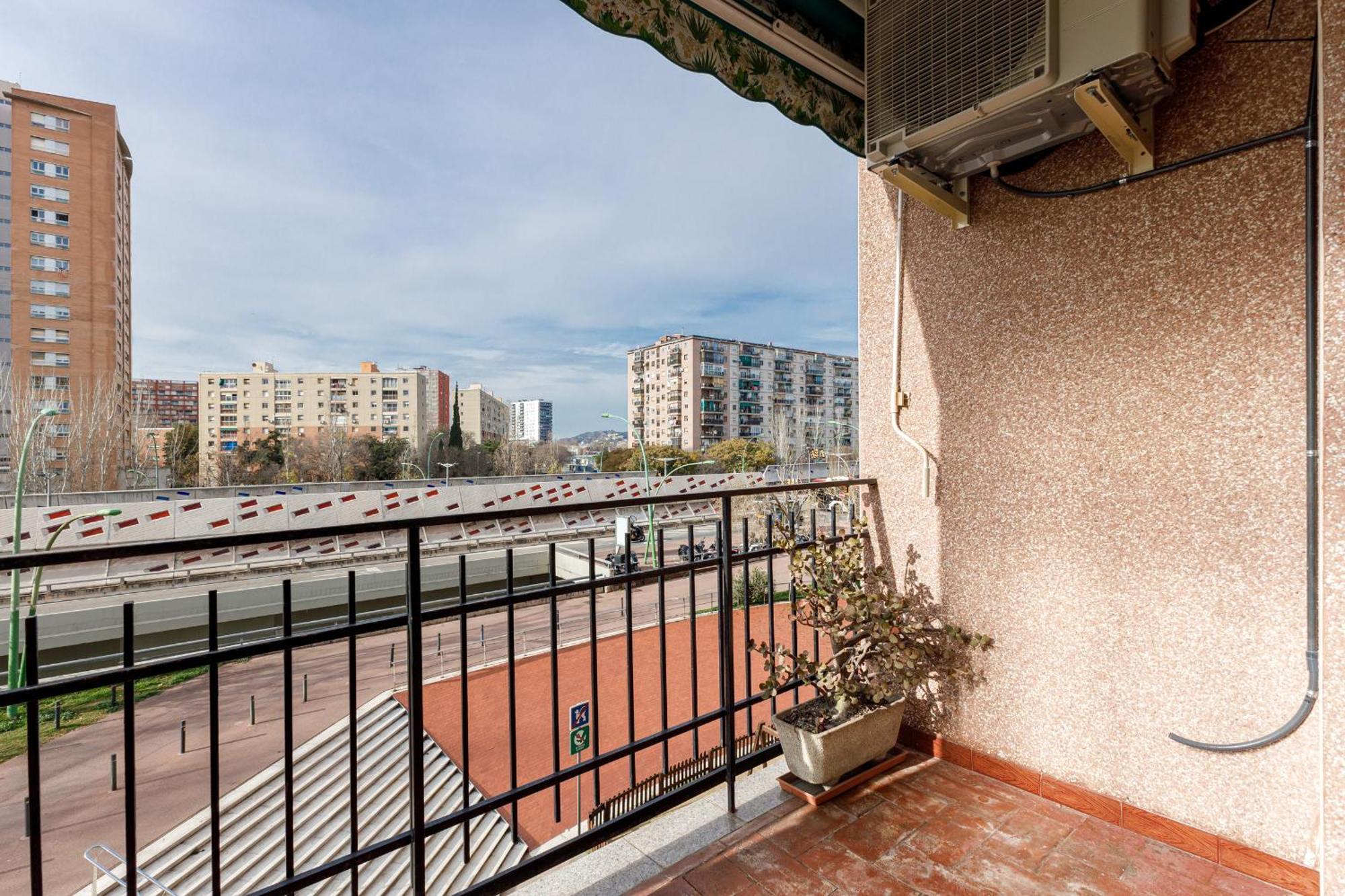 Besos - Bright Apartment Close To Congress & Port Sant Adria de Besos Dış mekan fotoğraf